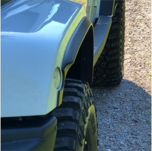 Kit parafanghi aggiuntivi per Jeep Wrangler JK e JKU 2007-2018