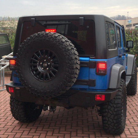 Cerchio in lega Rally Raid OZ 18&times;8,5 ET 26 nero opaco per Jeep Wrangler JK, JL, Gladiator JT e Grand Cherokee WJ, WK e WK2 dal 1999 in poi