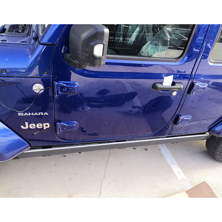 Pedane laterali elettriche StepZ per Jeep Wrangler JL 2 porte dal 2019 in poi