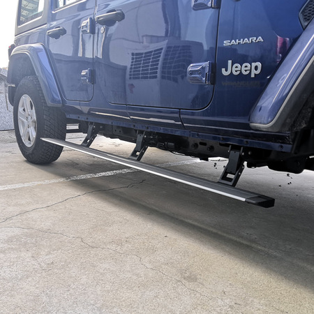 Pedane laterali elettriche StepZ per Jeep Wrangler JL 2 porte dal 2019 in poi