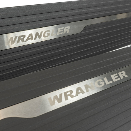 Pedane laterali elettriche StepZ per Jeep Wrangler JL 2 porte dal 2019 in poi