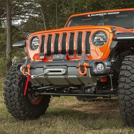 Paraurti anteriore Rugged Ridge Venator corto per Jeep Wrangler JL, JLU e Gladiator JT dal 2019 in poi