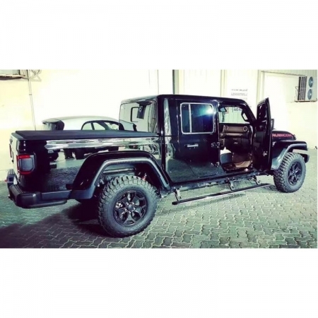 Pedane laterali elettriche OFD per Jeep Gladiator JT - Immagine 3