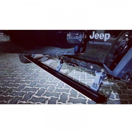 Pedane laterali elettriche OFD per Jeep Gladiator JT - Immagine 4