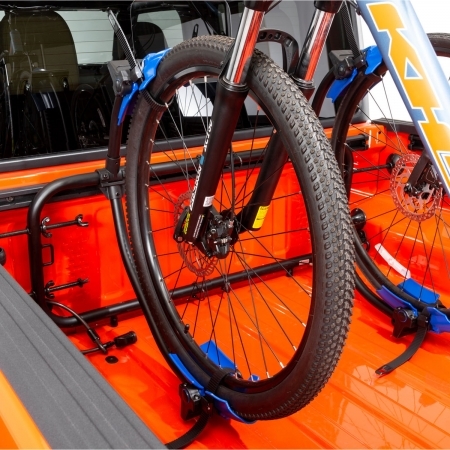 Portabiciclette Advantage SportsRack BedRack Elite di Heininger Automotive per Jeep Gladiator JT