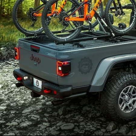 Barre trasversali Mopar per cassone Jeep Gladiator JT con Trail Rail Cargo Management System