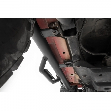 Pedane laterali Rough Country Nerf Step per Jeep Wrangler TJ