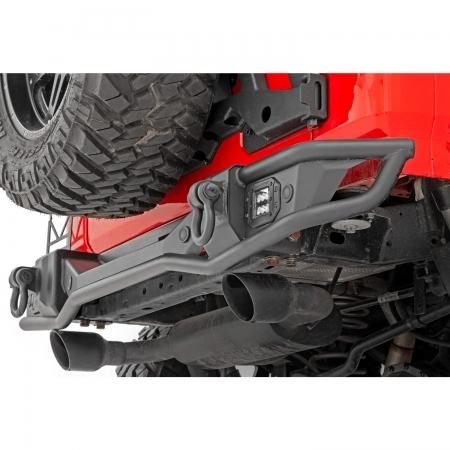 Paraurti posteriore tubolare Rough Country per Jeep Wrangler JL e JLU dal 2019 in poi