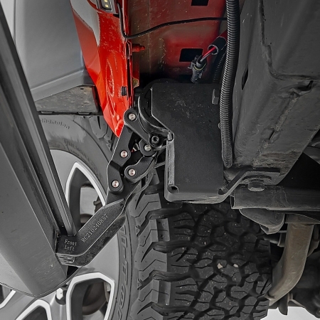 Pedane laterali automatiche Rough Country Power Running Boards per Jeep Wrangler JLU 4 porte