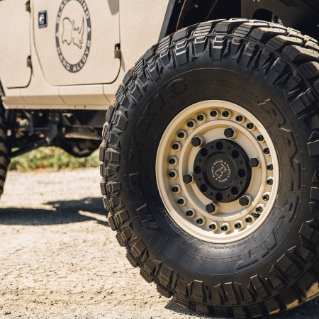 Cerchio in lega Black Rhino Hard Alloys Armory Desert 20x12