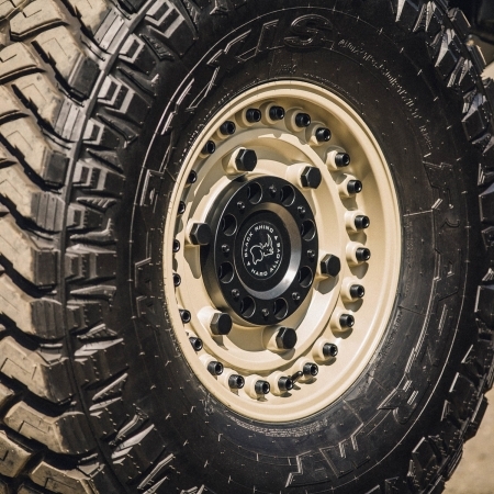 Cerchio in lega Black Rhino Hard Alloys Armory Desert 20x12