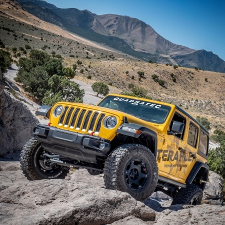 Kit Rialzo Quadratec ST2 da 2.5 by Teraflex per Jeep Wrangler JL Unlimited (4 Porte) Falcon SP2