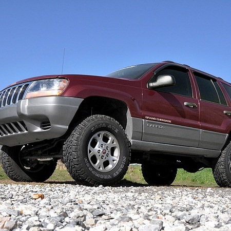 Assetto +4 Pro Rough Country per Jeep Grand Cherokee WJ