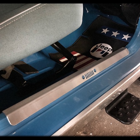 Battitacco in acciaio inox per Jeep CJ e Wrangler YJ