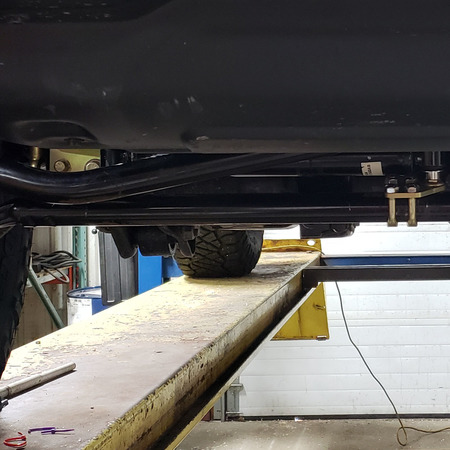 Rilocatore ammortizzatore di stezo per Jeep Wrangler JL